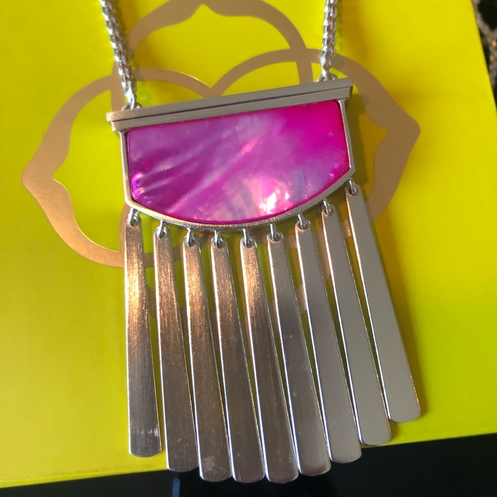 Kendra Scott Ellen mother pearl long necklace